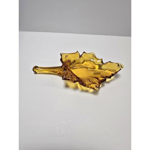 Pilgrim Glass Amber Leaf Decorative Piece Hand Blown Glass Vintage 1970s - Picture 2 of 5